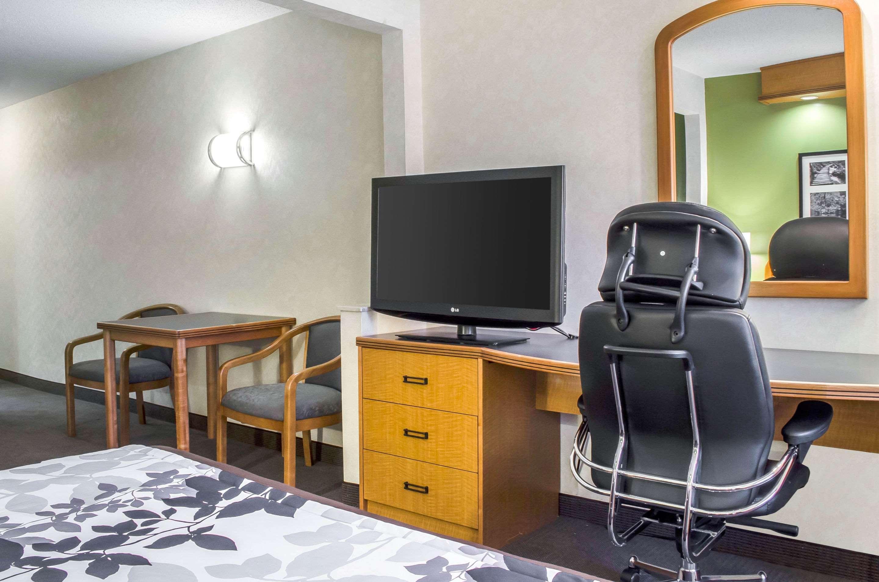 Sleep Inn & Suites Bensalem Zewnętrze zdjęcie